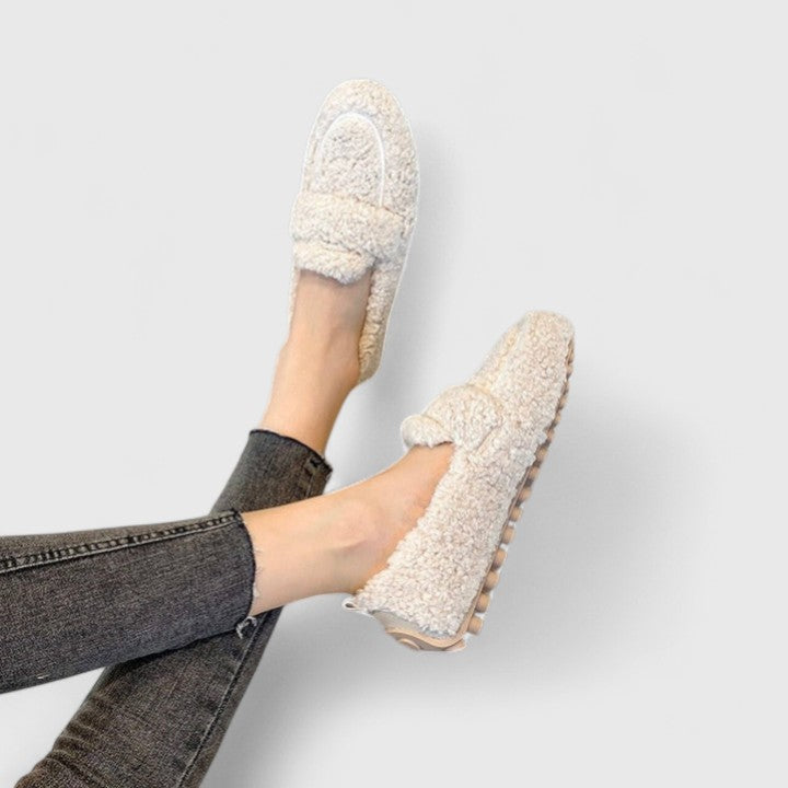Claire™ | Elegant Shearling Slippers