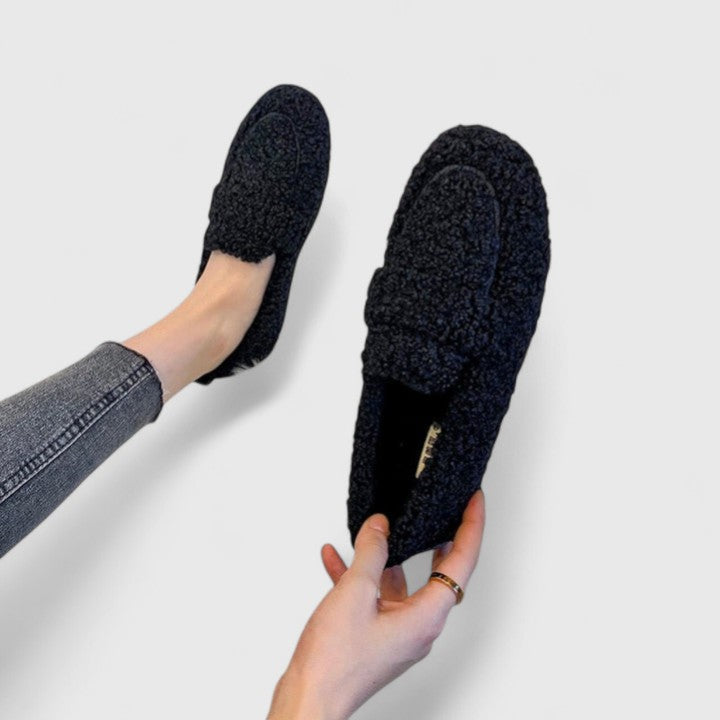Claire™ | Elegant Shearling Slippers