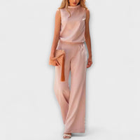 Hannah – Jumpsuit in Satin Look
